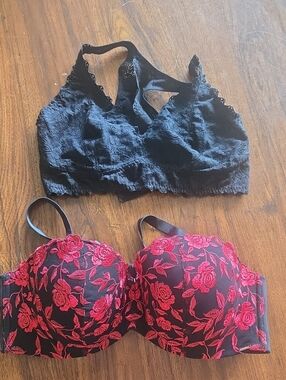 Black Lace Bralette & Black with Red Floral Underwire 42D Bra Set